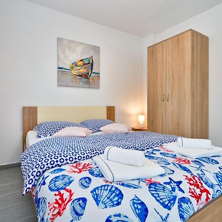 Apartman Michael / Novalja / Zrce Bagian luar foto