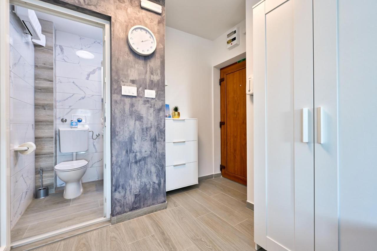 Apartman Michael / Novalja / Zrce Bagian luar foto