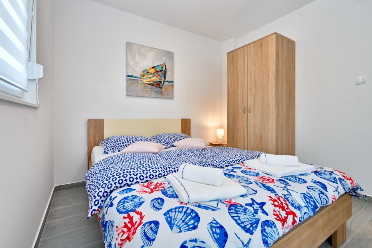 Apartman Michael / Novalja / Zrce Bagian luar foto