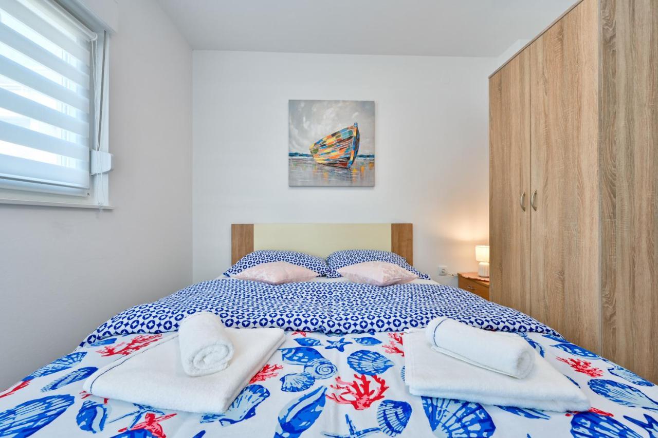Apartman Michael / Novalja / Zrce Bagian luar foto