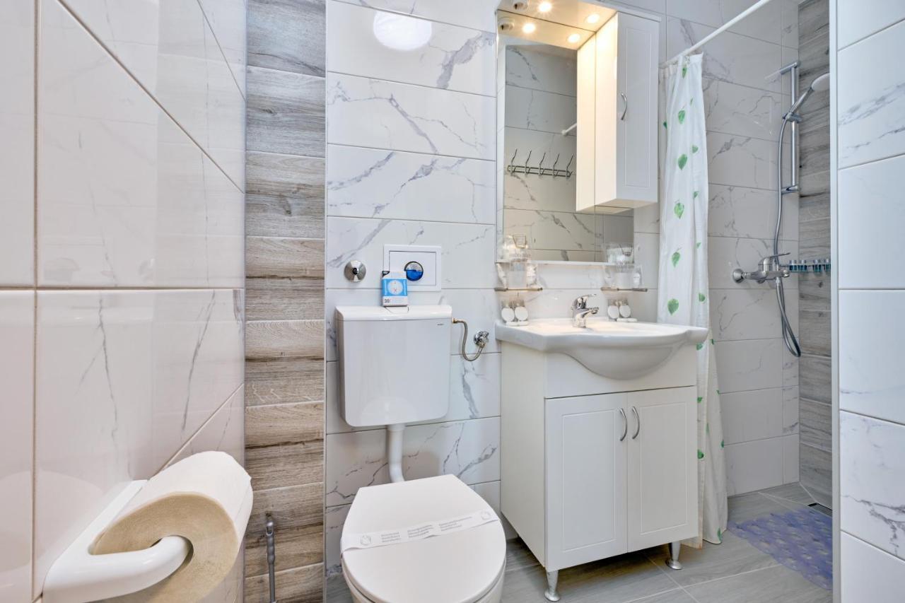 Apartman Michael / Novalja / Zrce Bagian luar foto