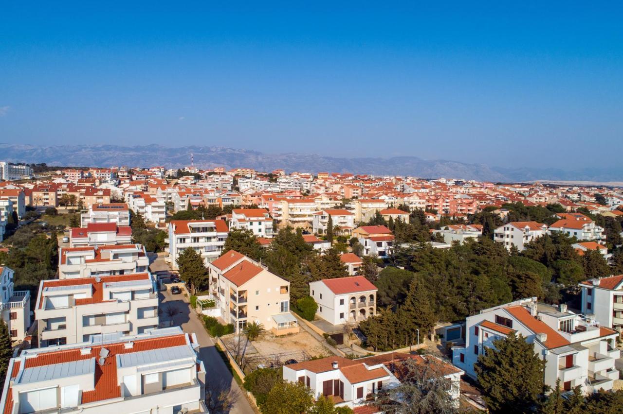 Apartman Michael / Novalja / Zrce Bagian luar foto